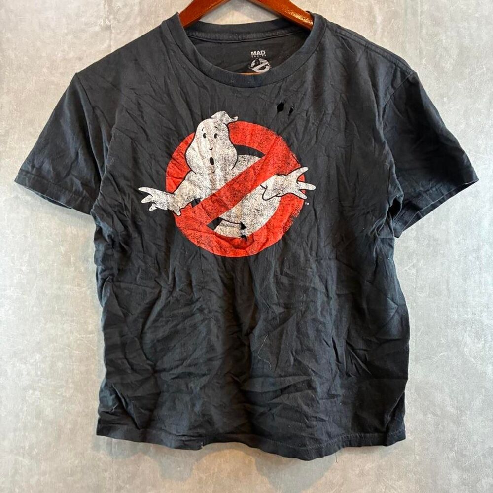 Bp Men's Black and Grey T-shirt